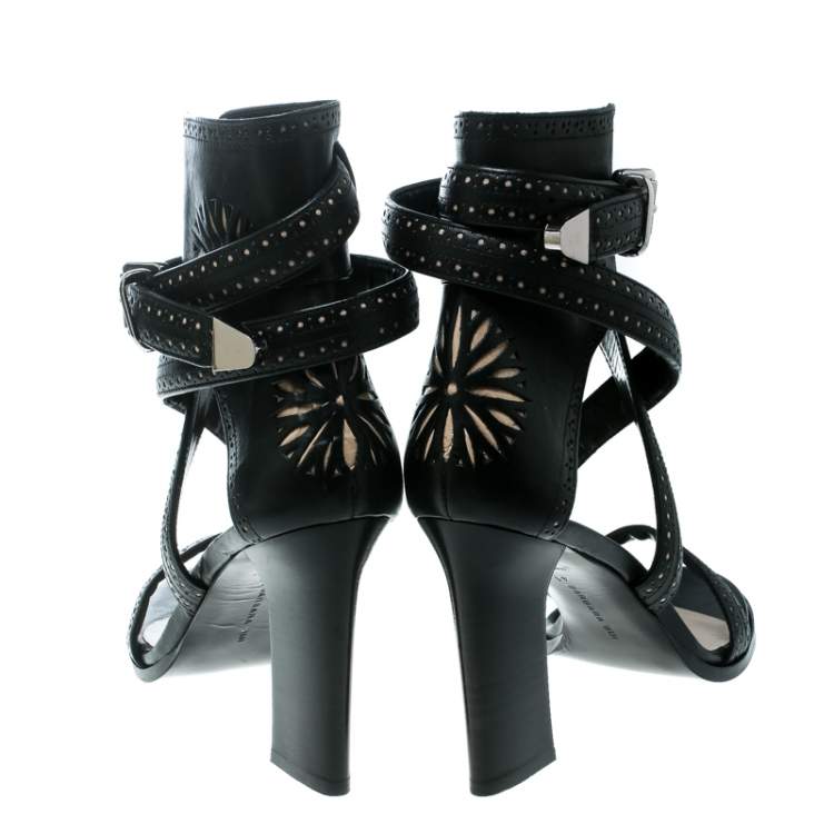 مملوكة مسبقًا Barbara Bui Black Laser Cut Motif Perforated Leather Ankle Cuff Strappy Block Heel Sandals Size 37