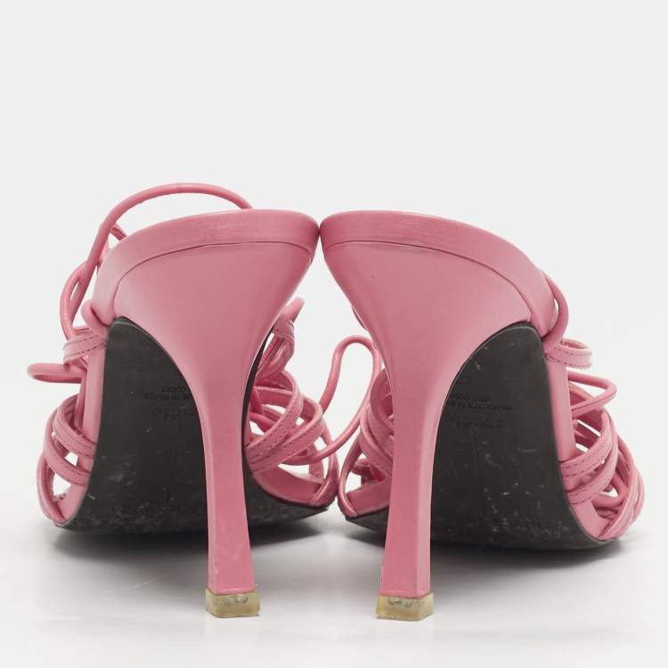 مملوكة مسبقًا Black Suede Studio Size 40 Pink Leather Ankle Strap Sandals