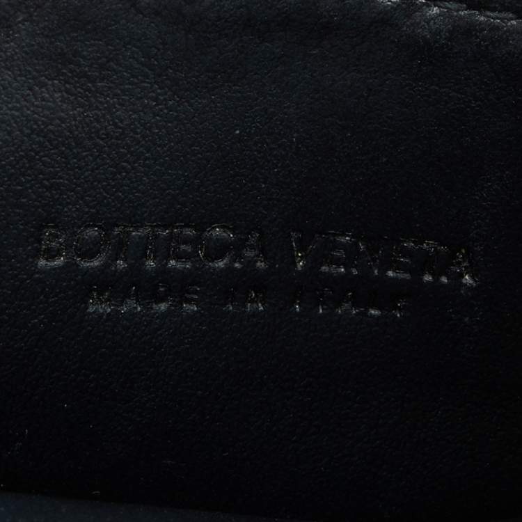 Pre Owned Bottega Veneta Black Intrecciato Leather Phone Cover