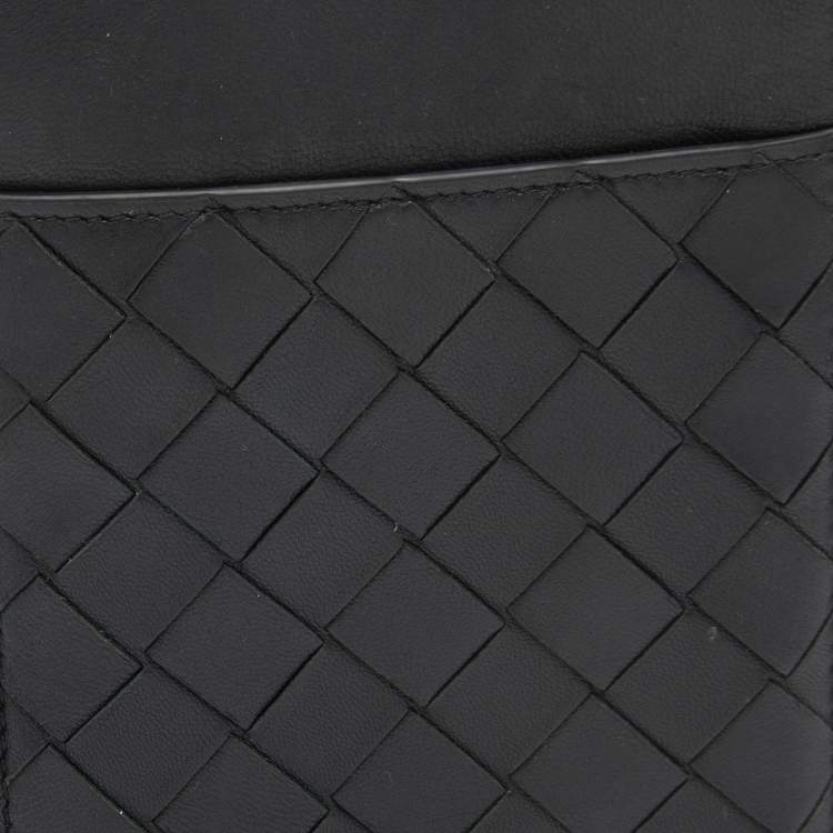 Pre Owned Bottega Veneta Black Intrecciato Leather Phone Cover
