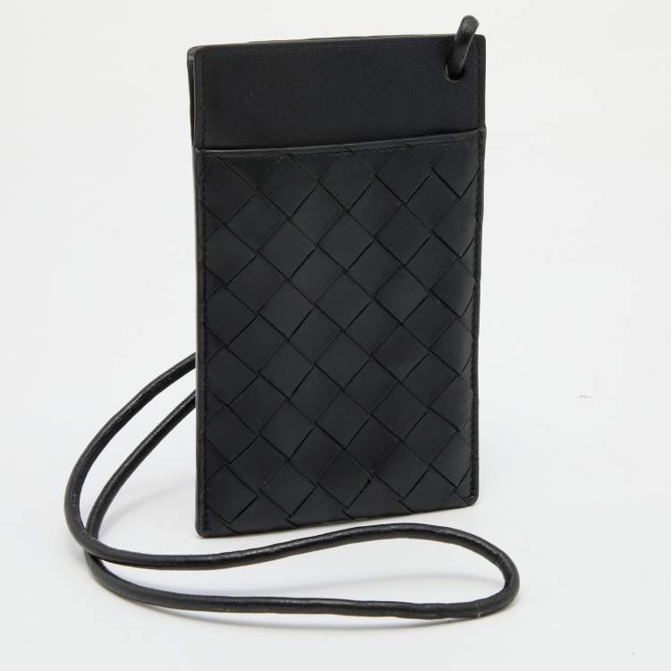 Pre Owned Bottega Veneta Black Intrecciato Leather Phone Cover