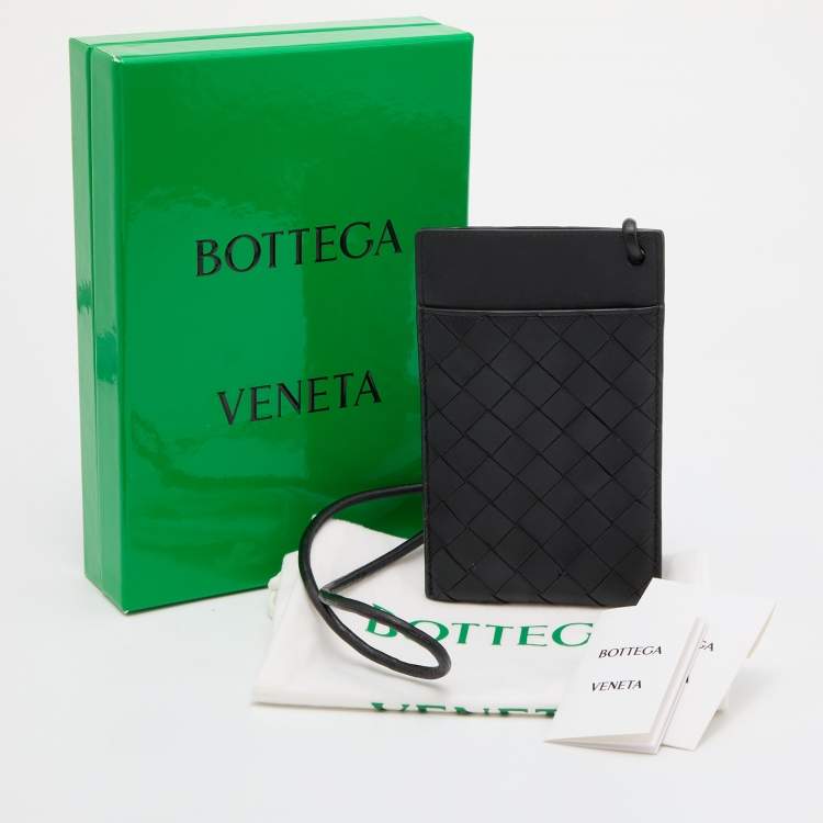 Pre Owned Bottega Veneta Black Intrecciato Leather Phone Cover