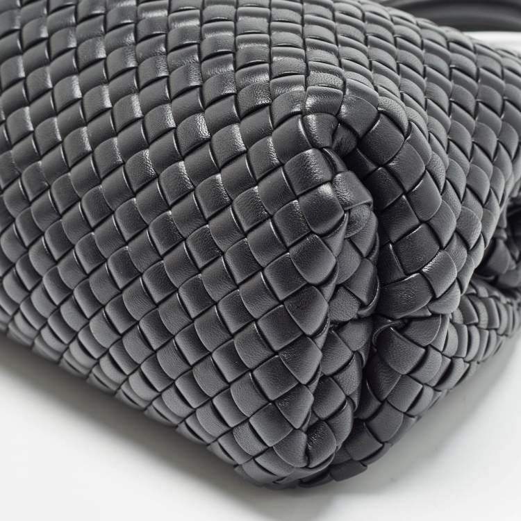 Pre Owned Bottega Veneta Black Padded Intrecciato Leather Medium Top Handle Bag