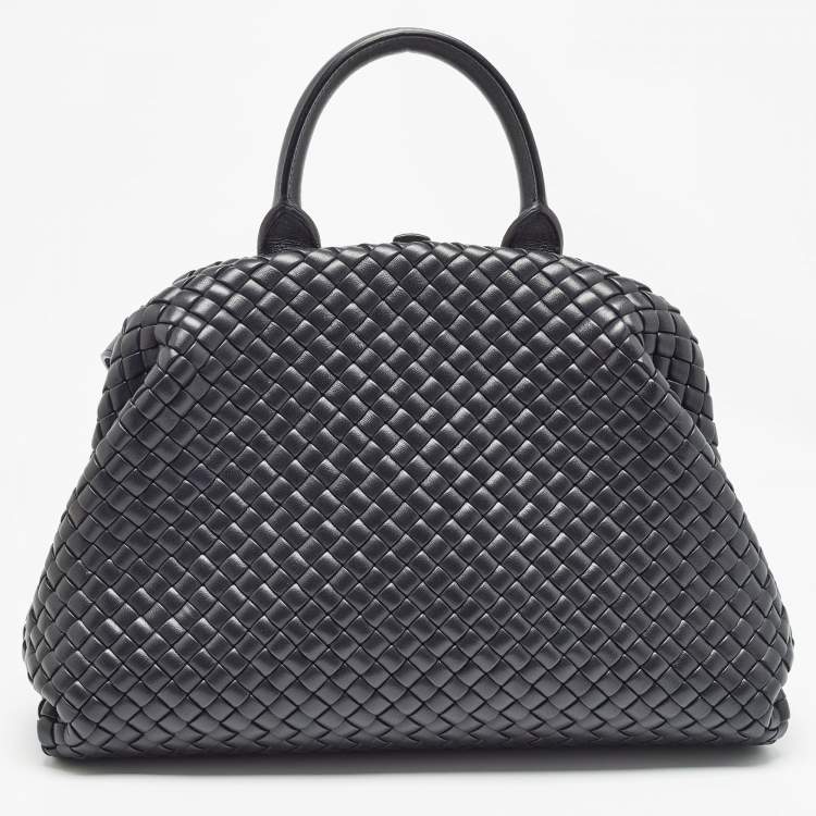 Pre Owned Bottega Veneta Black Padded Intrecciato Leather Medium Top Handle Bag