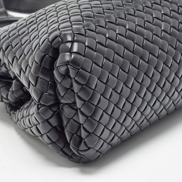 Pre Owned Bottega Veneta Black Padded Intrecciato Leather Medium Top Handle Bag