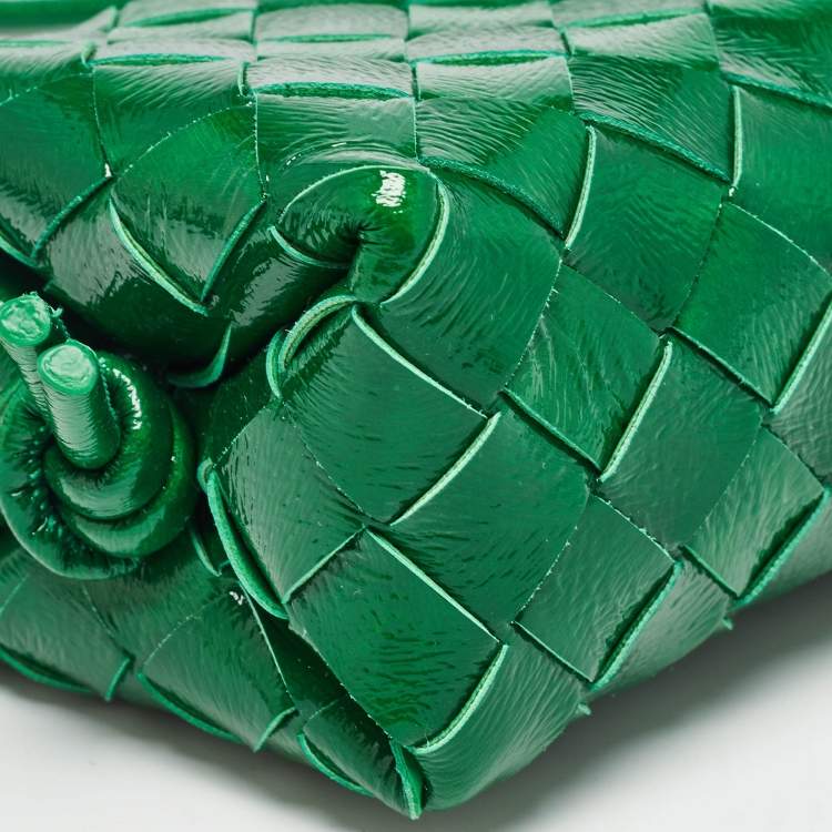 Pre Owned Bottega Veneta Green Intrecciato Patent Leather Candy Loop Crossbody Bag