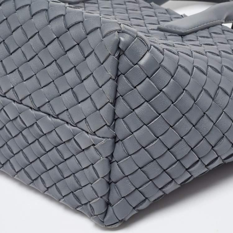 Pre Owned Bottega Veneta Grey Intrecciato Leather Mini Cabat Tote