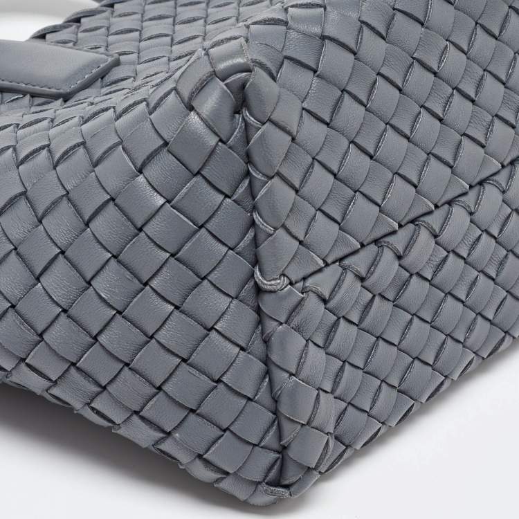 Pre Owned Bottega Veneta Grey Intrecciato Leather Mini Cabat Tote