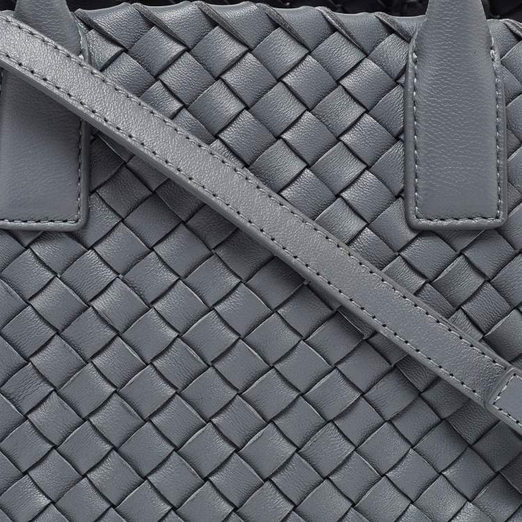 Pre Owned Bottega Veneta Grey Intrecciato Leather Mini Cabat Tote