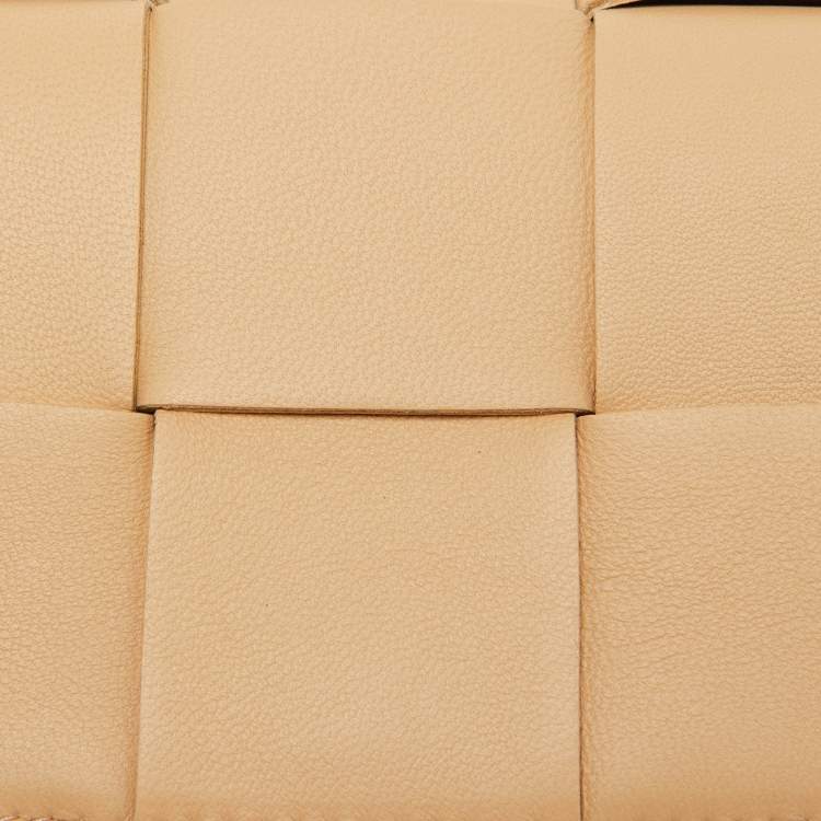Pre Owned Bottega Veneta Beige Intrecciato Leather Mini Candy Cassette Crossbody Bag