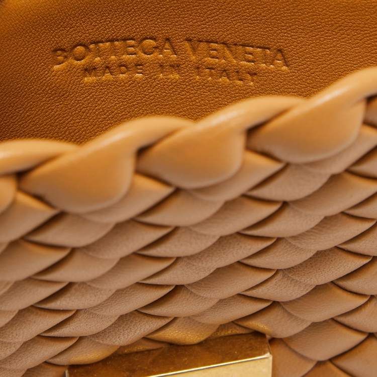 Pre Owned Bottega Veneta Brown Padded Intrecciato Leather Small Cobble Shoulder Bag