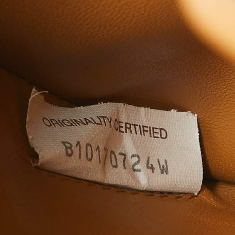 Pre Owned Bottega Veneta Brown Padded Intrecciato Leather Small Cobble Shoulder Bag