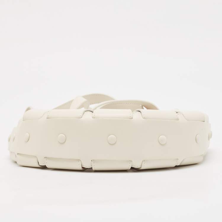 Pre Owned Bottega Veneta Off White Leather Small Shell Bag