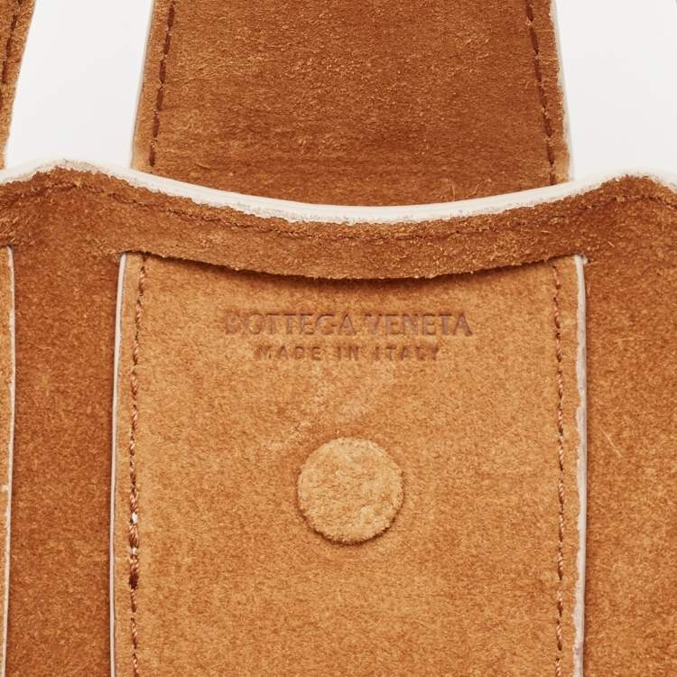 Pre Owned Bottega Veneta Off White Leather Small Shell Bag