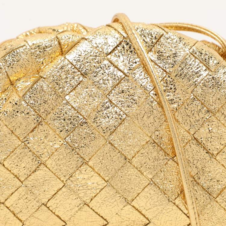 Pre Owned Bottega Veneta Gold Intrecciato Leather Mini The Pouch Bag