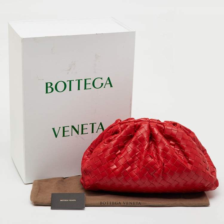 Pre Owned Bottega Veneta Red Intrecciato Leather Large The Pouch Clutch