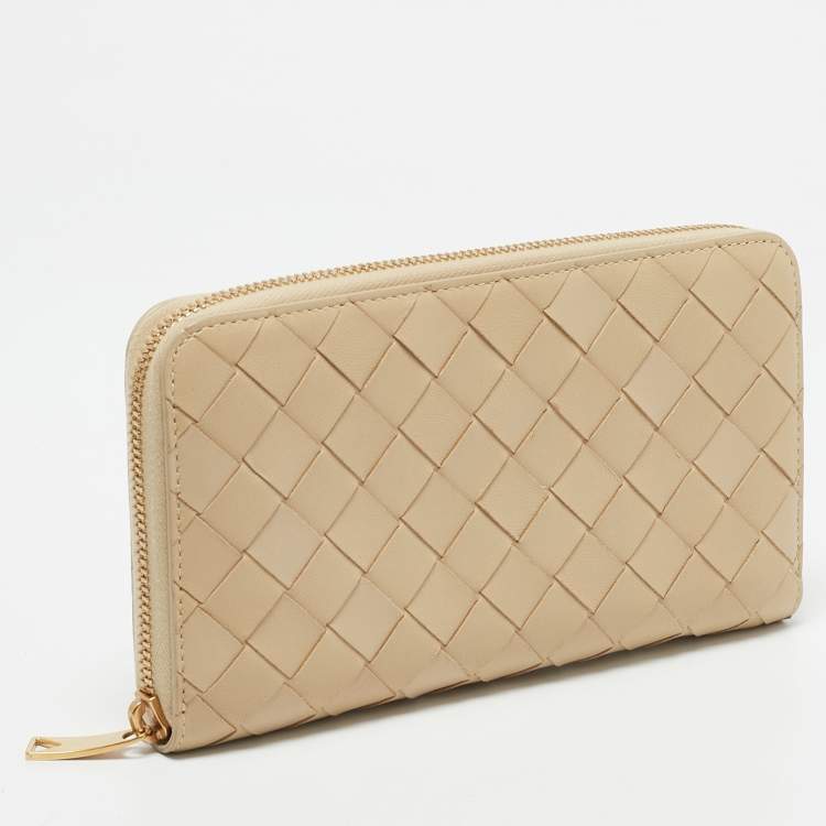 Pre Owned Bottega Veneta Beige Intrecciato Leather Zip Continental Wallet