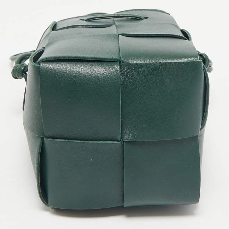 Pre Owned Bottega Veneta Dark Green Intrecciato Leather Mini Cassette Bucket Bag