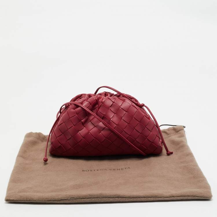 Pre Owned Bottega Veneta Red Intrecciato Leather Mini The Pouch Clutch