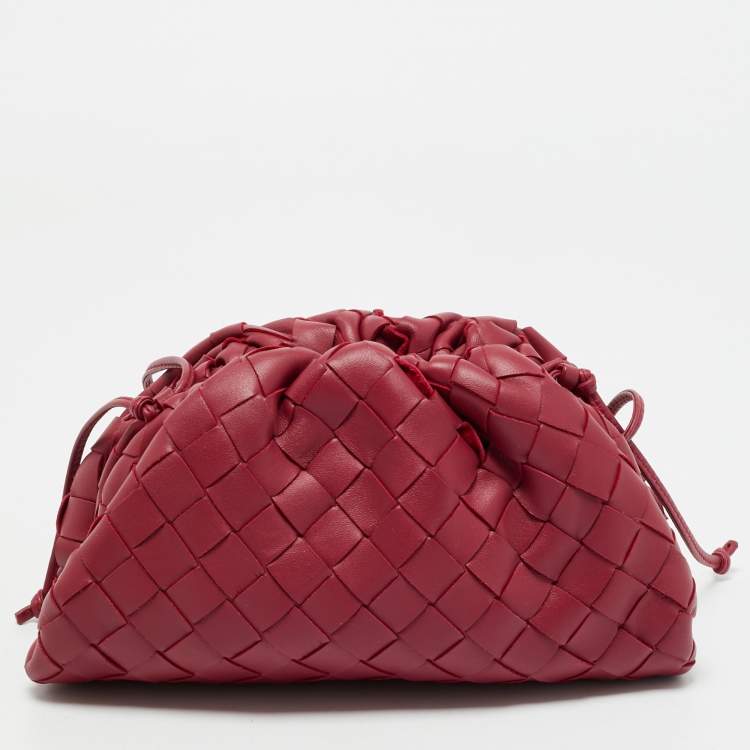 Pre Owned Bottega Veneta Red Intrecciato Leather Mini The Pouch Clutch