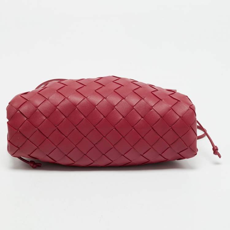 Pre Owned Bottega Veneta Red Intrecciato Leather Mini The Pouch Clutch