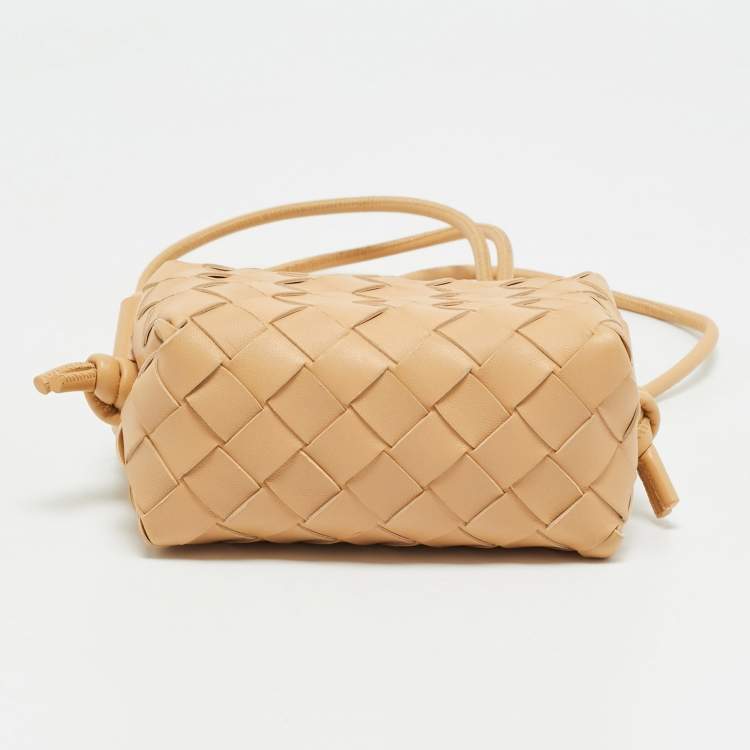 Pre Owned Bottega Veneta Almond Intrecciato Leather Candy Loop Crossbody Bag