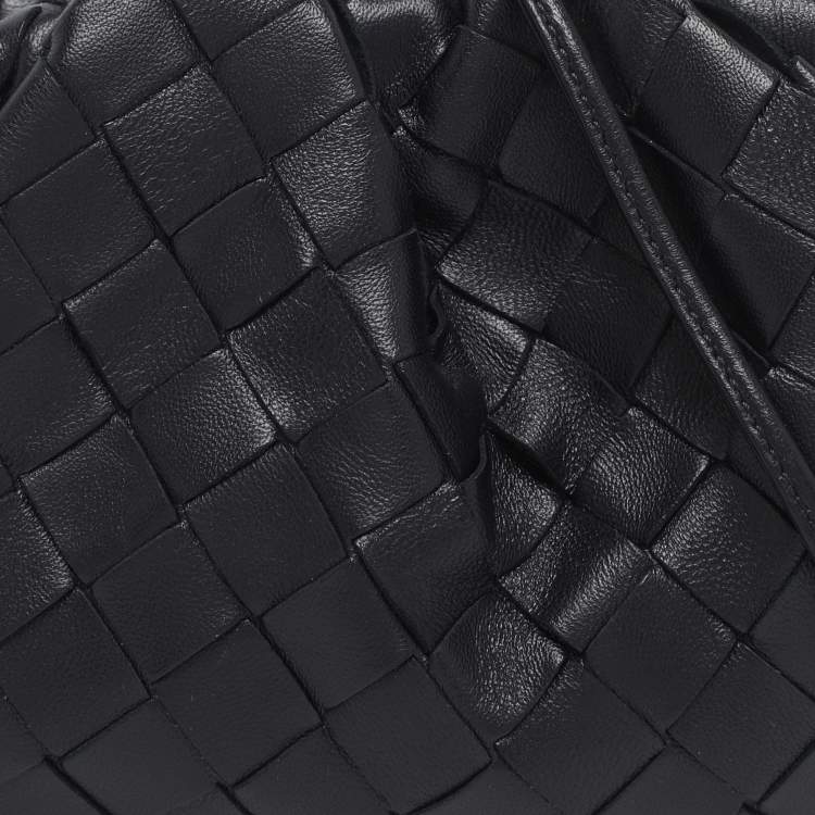 Pre Owned Bottega Veneta Black Intrecciato Leather Mini The Pouch Bag
