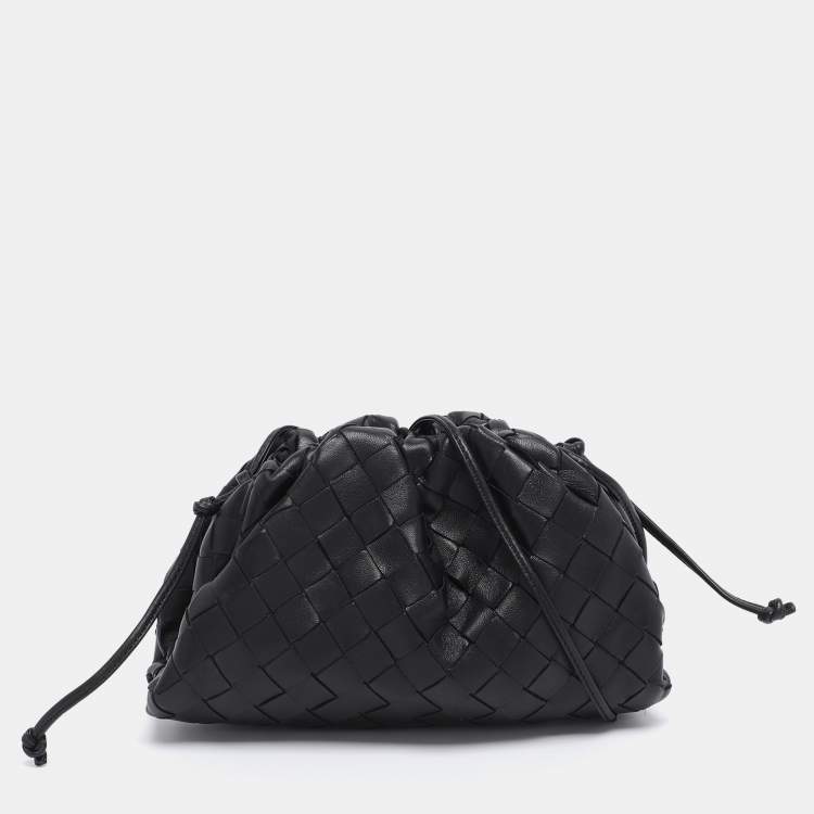 Pre Owned Bottega Veneta Black Intrecciato Leather Mini The Pouch Bag