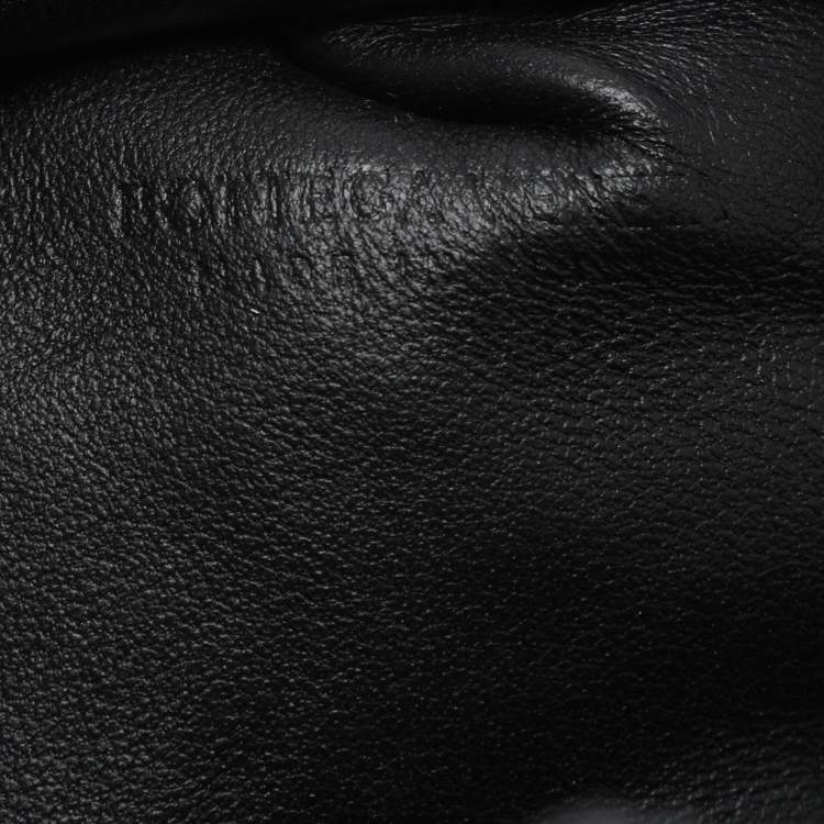 Pre Owned Bottega Veneta Black Intrecciato Leather Mini The Pouch Bag
