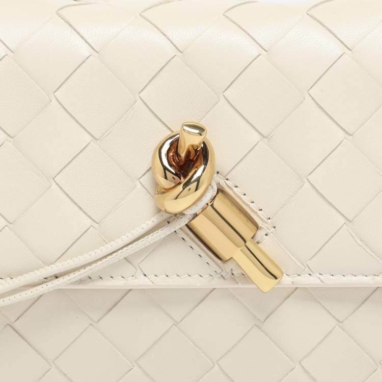 Pre Owned Bottega Veneta White Intrecciato Leather Andiamo Clutch