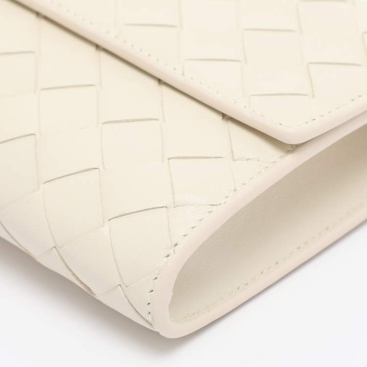 Pre Owned Bottega Veneta White Intrecciato Leather Andiamo Clutch