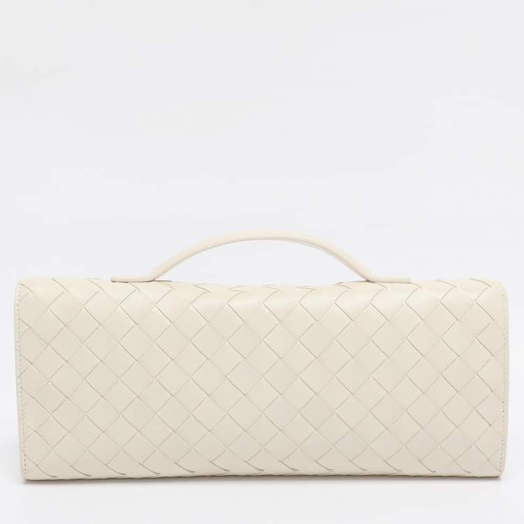 Pre Owned Bottega Veneta White Intrecciato Leather Andiamo Clutch