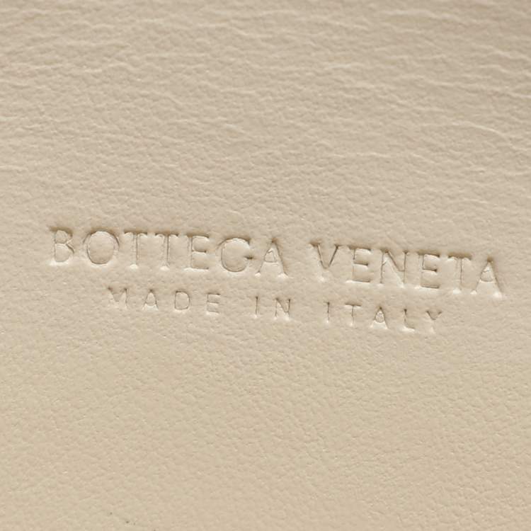 Pre Owned Bottega Veneta White Intrecciato Leather Andiamo Clutch