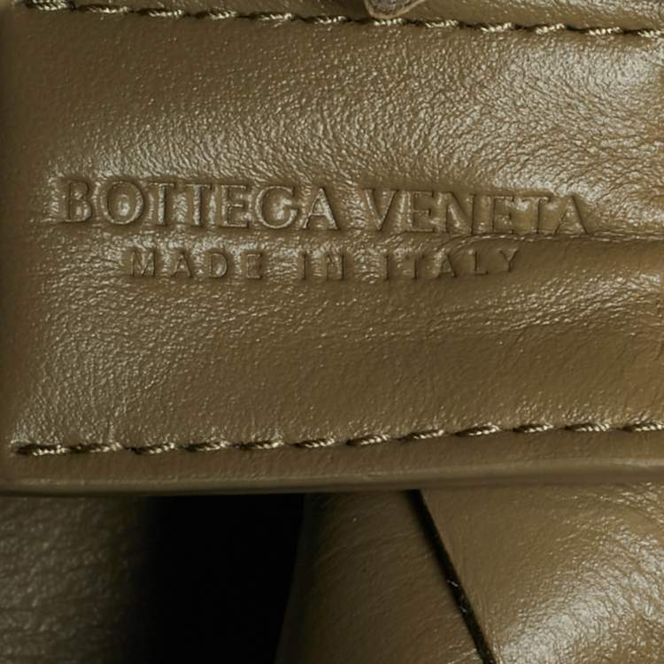 Pre Owned Bottega Veneta Khaki Green Intrecciato Leather Mini Cassette Camera Bag