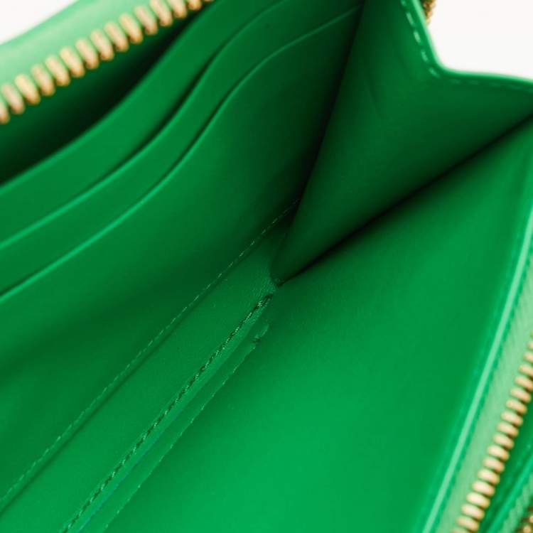 Pre Owned Bottega Veneta Green Intrecciato Leather Zip Around Wallet
