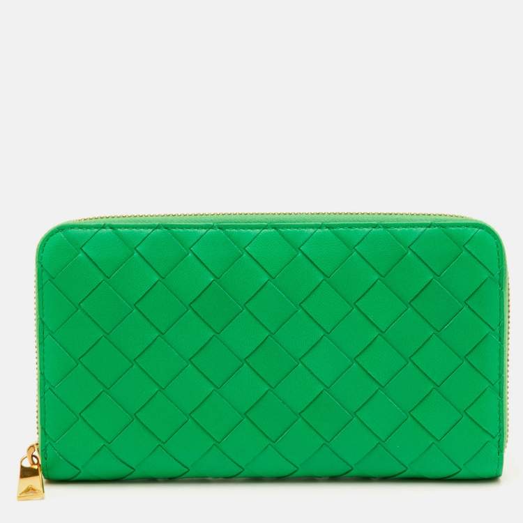 Pre Owned Bottega Veneta Green Intrecciato Leather Zip Around Wallet