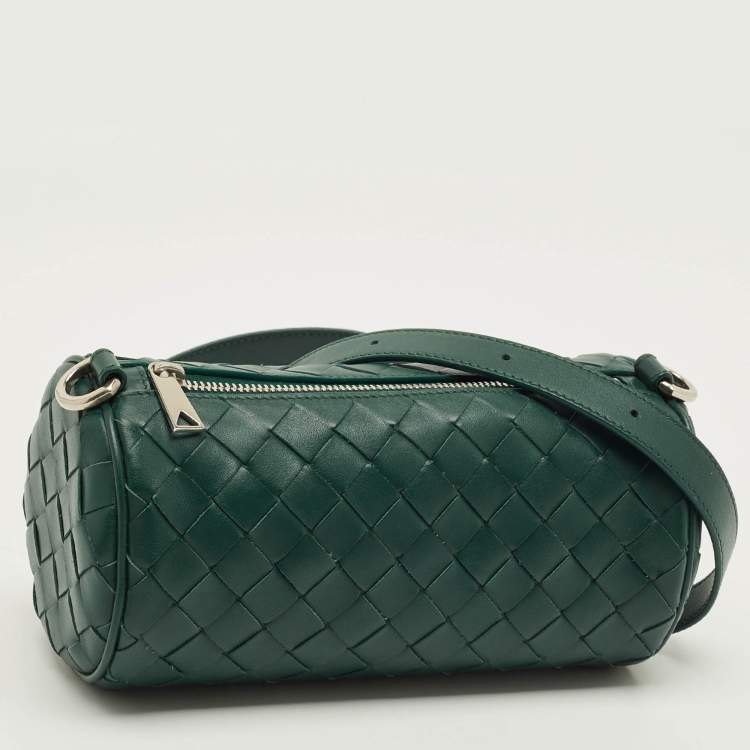 مملوكة مسبقًا Bottega Veneta Barrel Mini Green Intrecciato Leather Crossbody Bag