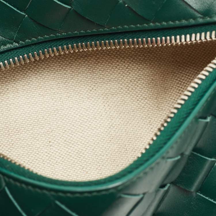 مملوكة مسبقًا Bottega Veneta Barrel Mini Green Intrecciato Leather Crossbody Bag