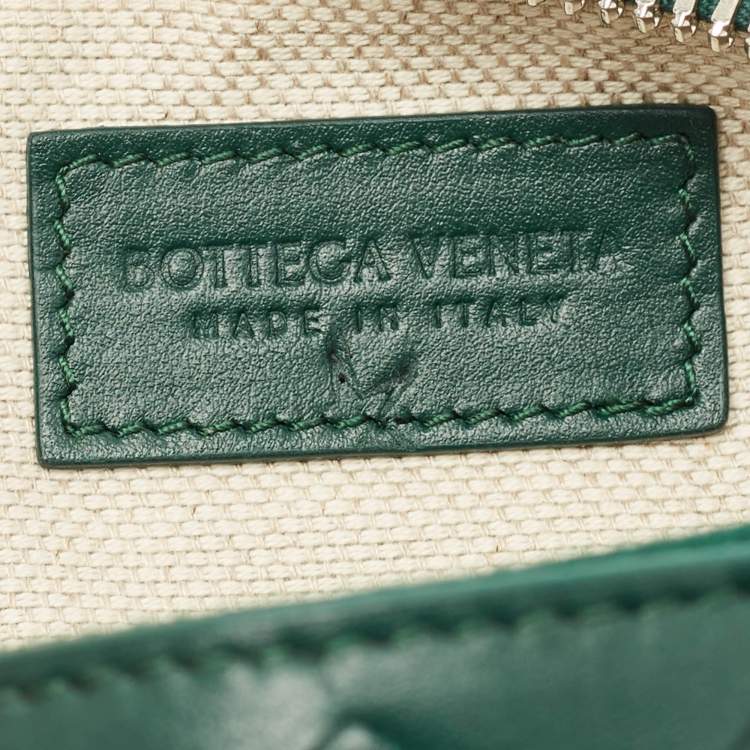 مملوكة مسبقًا Bottega Veneta Barrel Mini Green Intrecciato Leather Crossbody Bag