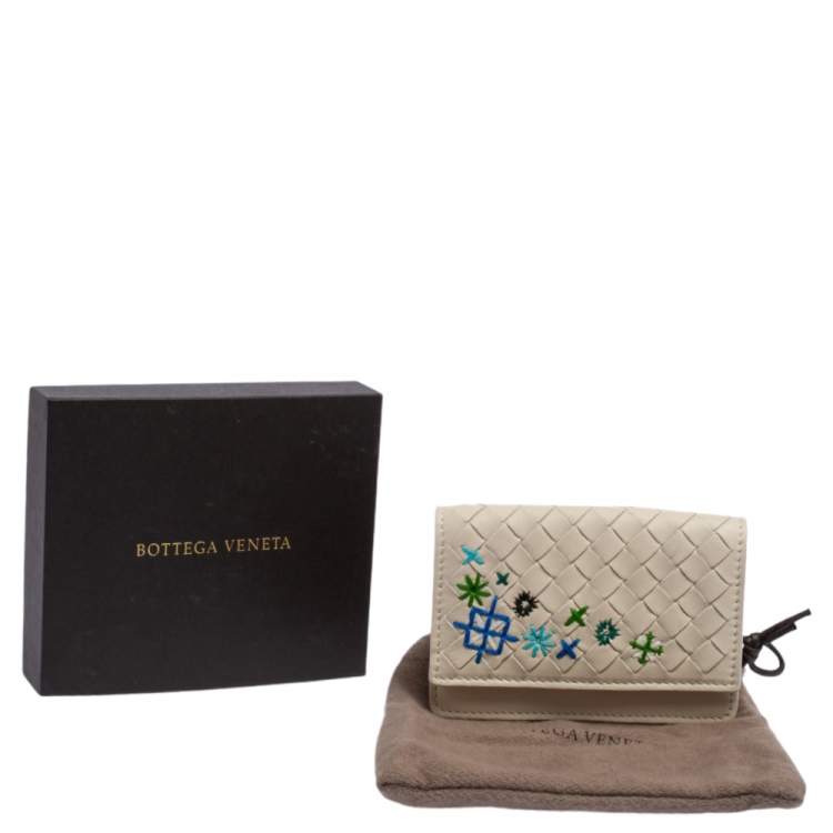 Pre Owned Bottega Veneta Off White Intrecciato Leather Embroidered Business Card Holder