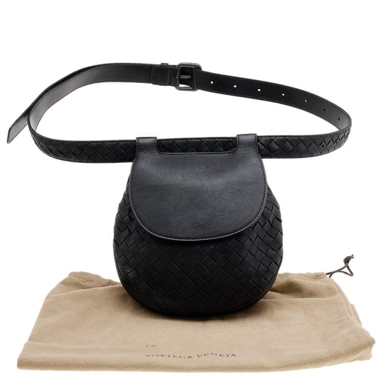 مملوكة مسبقًا Bottega Veneta Black Intrecciato Leather Belt Bag