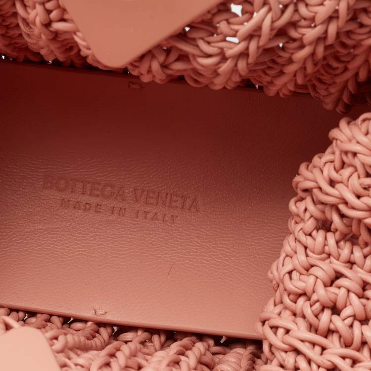 Pre Owned Bottega Veneta Peach Intrecciato Leather Point Shoulder Bag