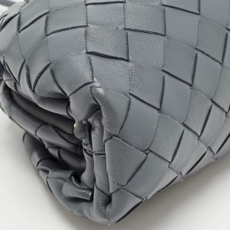 Pre Owned Bottega Veneta Grey Intrecciato Leather Mini The Pouch Bag