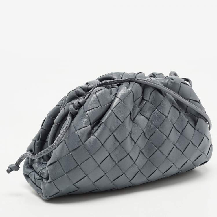 Pre Owned Bottega Veneta Grey Intrecciato Leather Mini The Pouch Bag