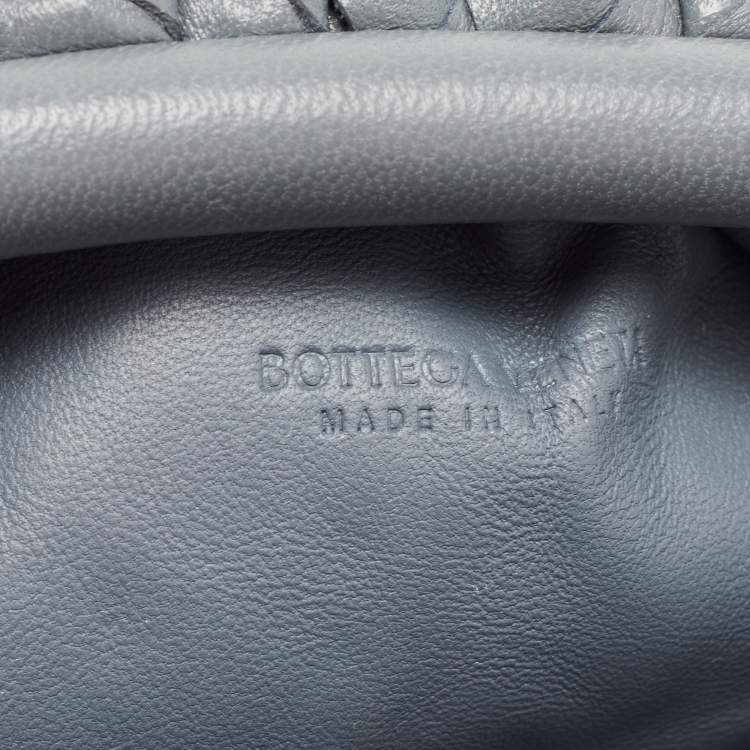 Pre Owned Bottega Veneta Grey Intrecciato Leather Mini The Pouch Bag