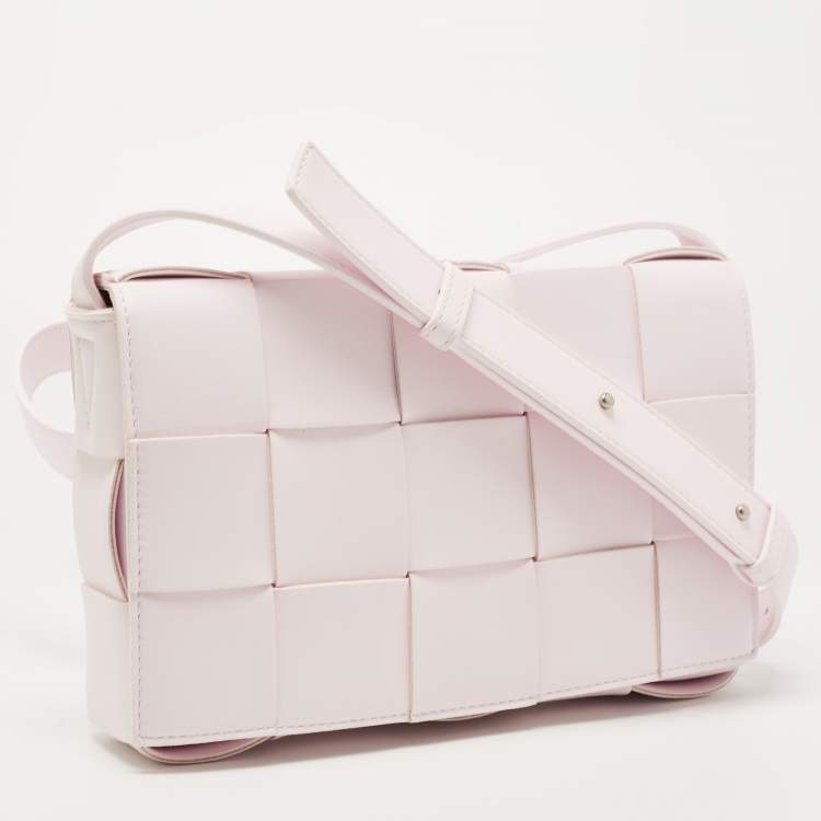 Pre Owned Bottega Veneta Light Pink Intrecciato Leather Cassette Shoulder Bag