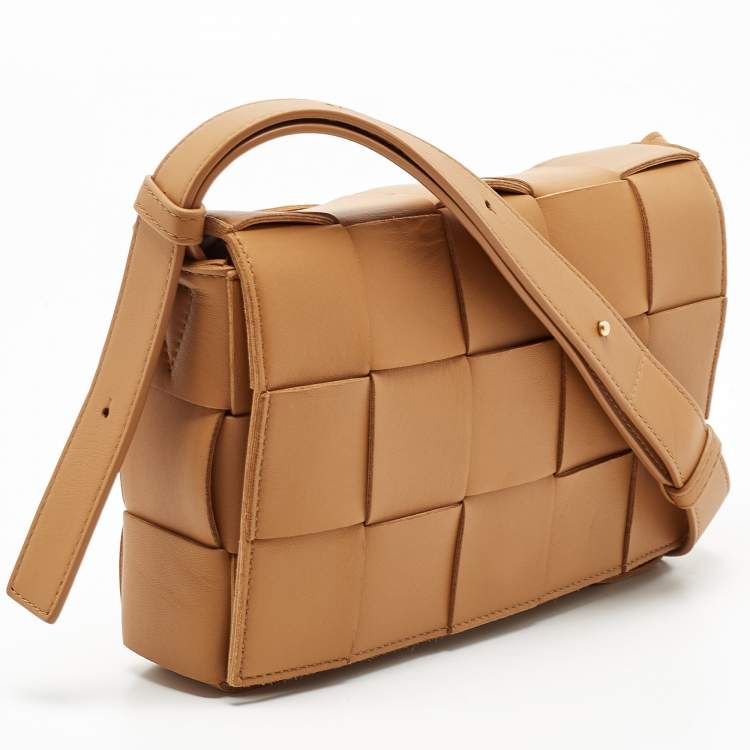 Pre Owned Bottega Veneta Tan Intrecciato Leather Cassette Crossbody Bag