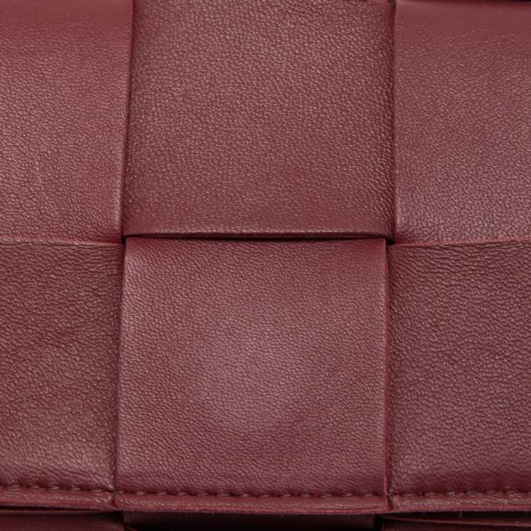 Pre Owned Bottega Veneta Burgundy Intrecciato Leather Mini Candy Cassette Crossbody Bag