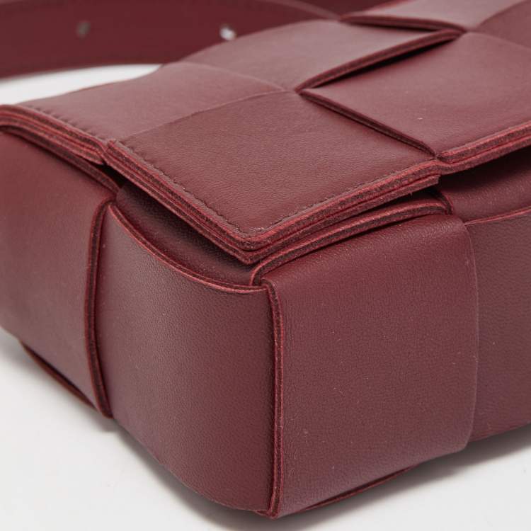 Pre Owned Bottega Veneta Burgundy Intrecciato Leather Mini Candy Cassette Crossbody Bag