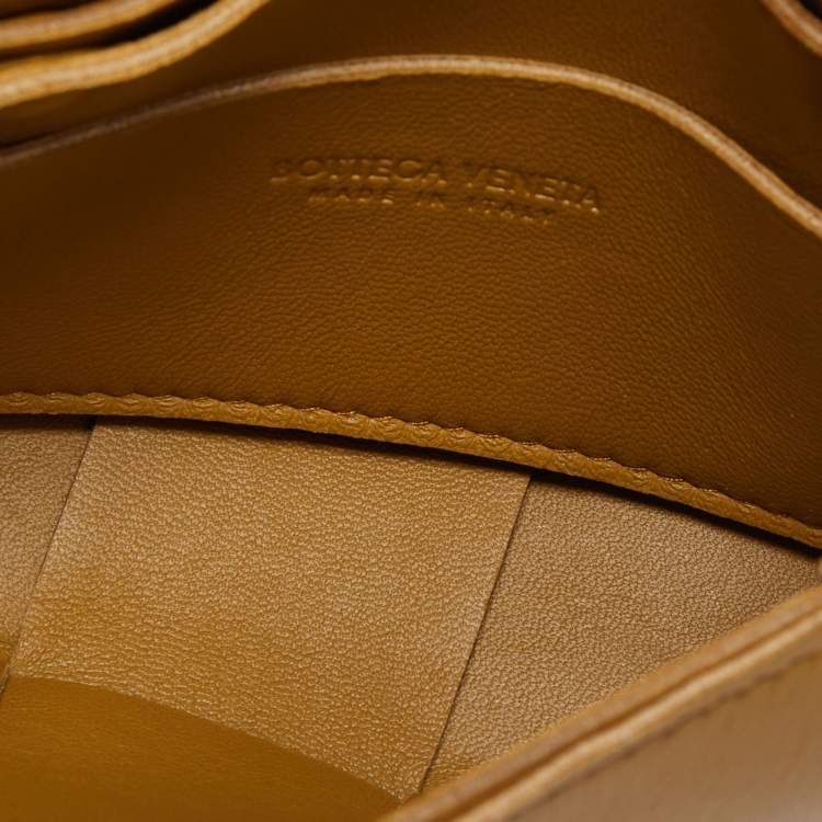 مملوكة مسبقًا Bottega Veneta Olive Green Intrecciato Leather Mini Candy Cassette Crossbody Bag